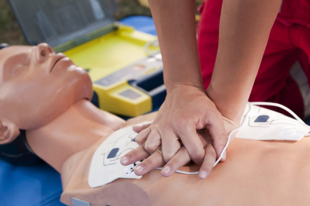 Defibrillator CPR practice Elementary First Aid CPR Defibrillator training