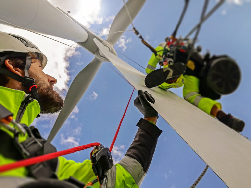 GWO Working at Heights and Manual Handling course at South West Maritime Academy.